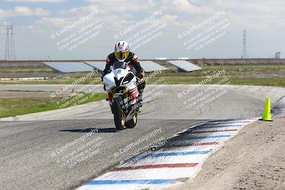 media/Mar-23-2025-TrackDaz (Sun) [[88a7749186]]/B Group/1220pm (Wheelie Bump)/